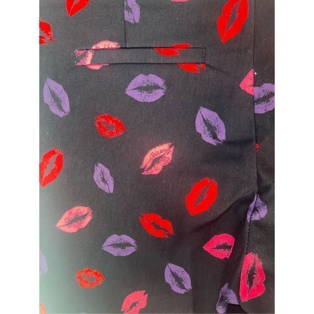 Torrid pixie lips print pants - Picture 8 of 11